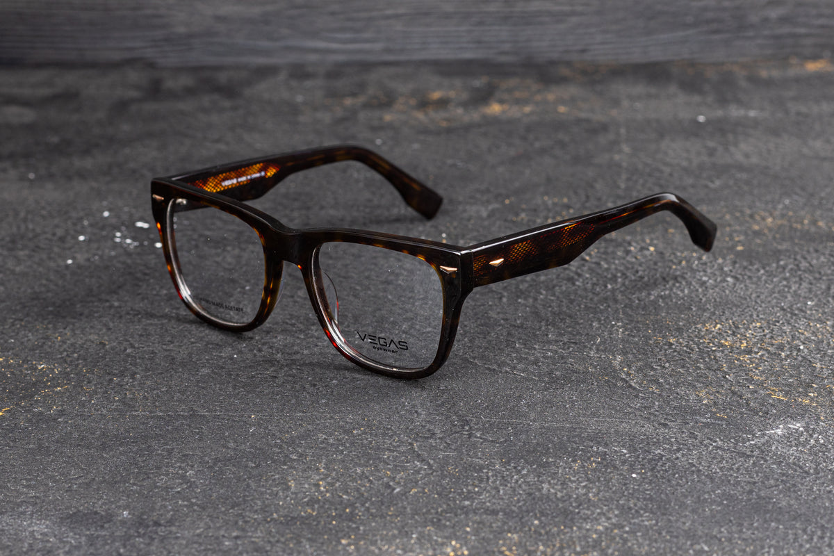 E-M-A-SPLQ84 C2 EYe | product-angle | Chocolate