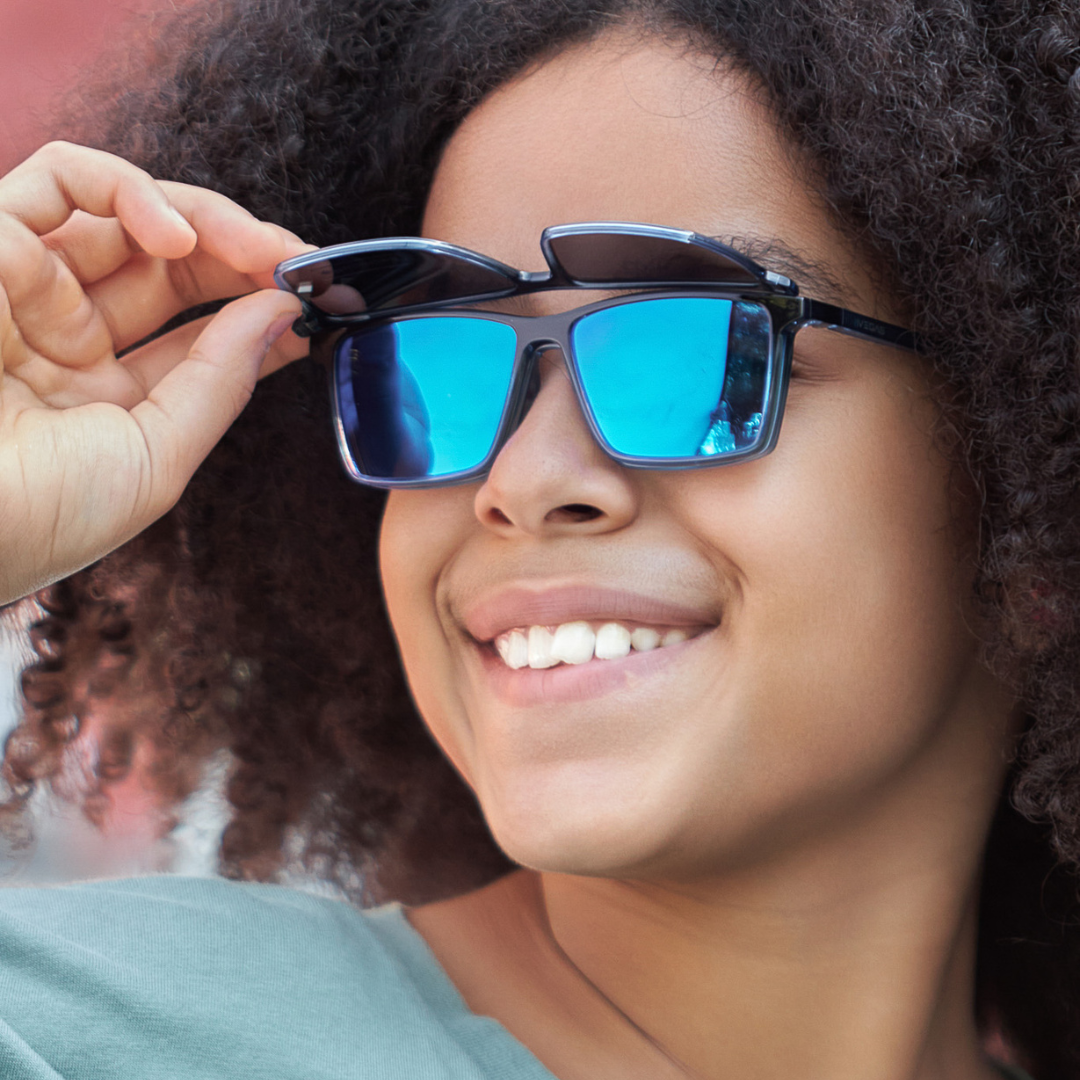 C-M-K-V2031 KIDS C5 | worn-three-quarter | Turquoise / Polarized