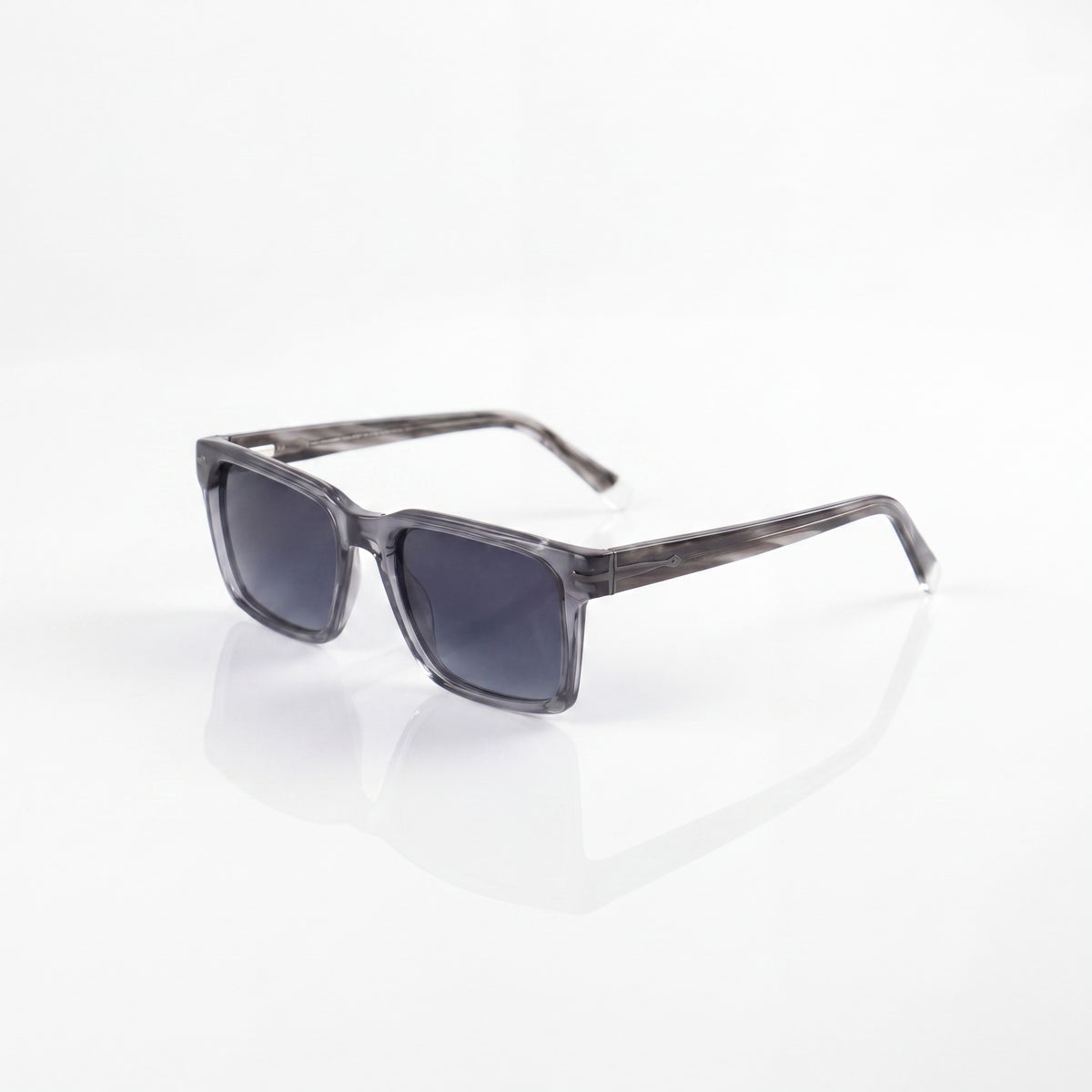 S-M-A-OLD6913T C3 | product-angle | Grey