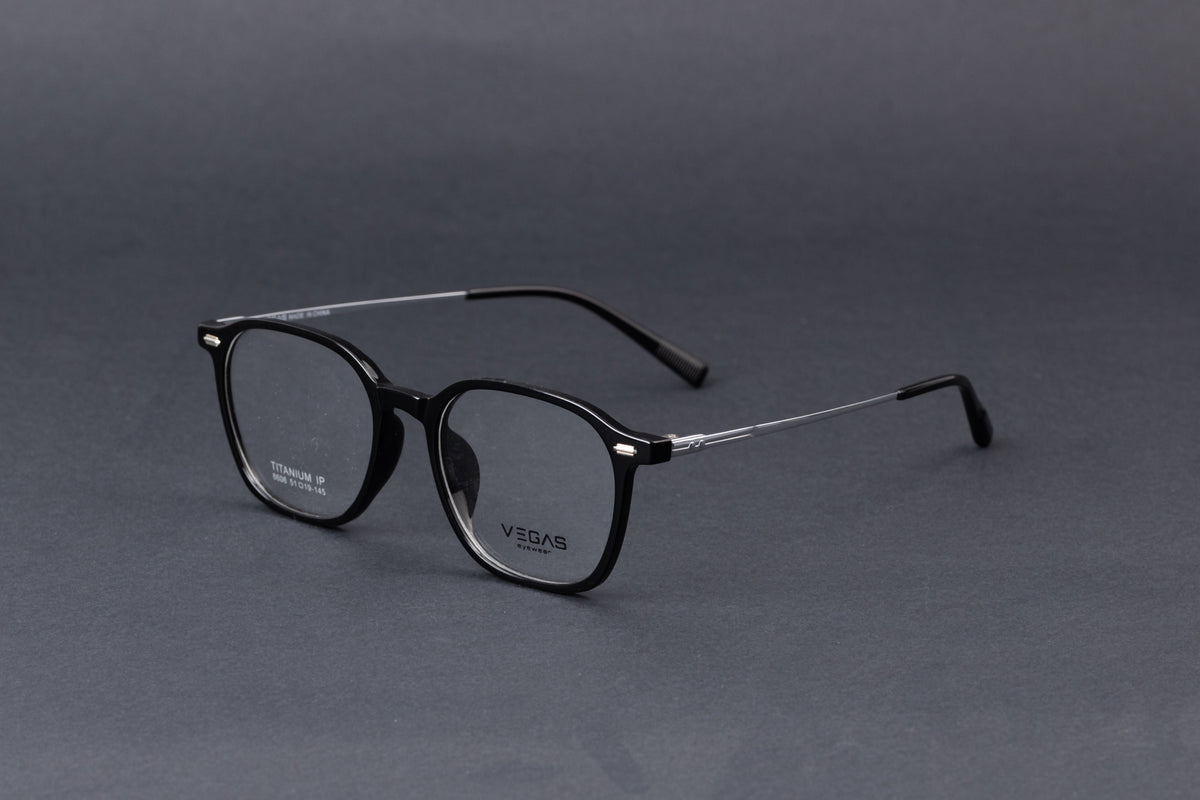 E-M-A-8606 C1 | product-angle | Black