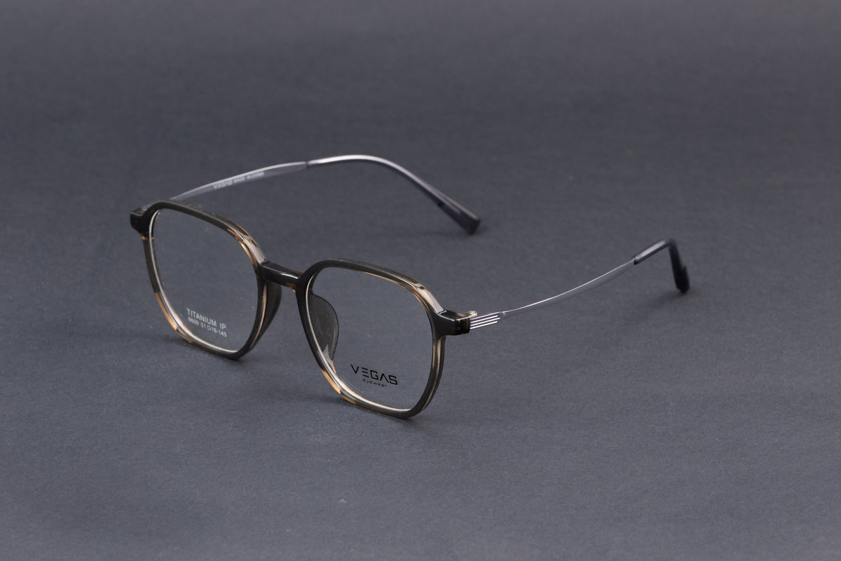 C5 | product-angle | Gray