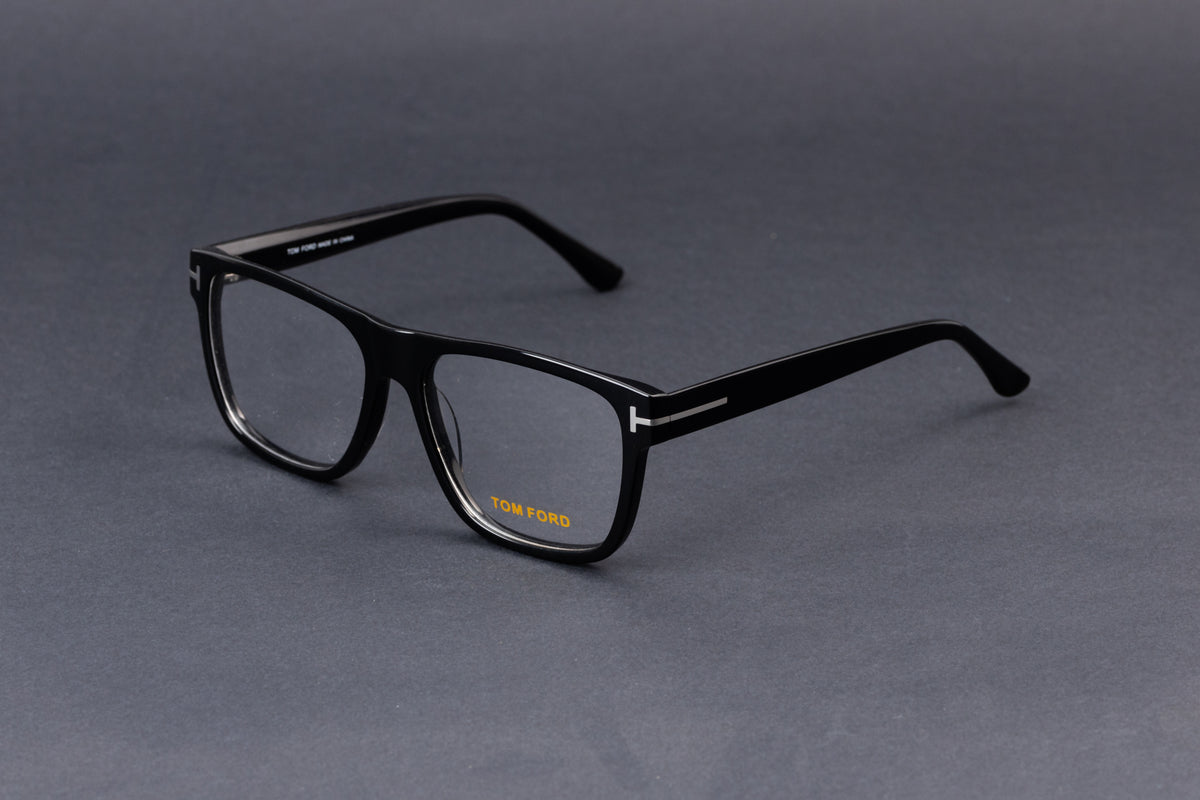 C1 | product-angle | Black